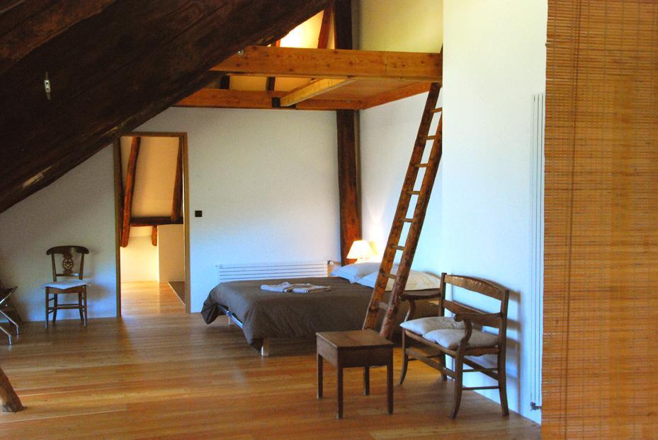 La Ferme De Beaute Bed & Breakfast Chateauroux-les-Alpes Room photo